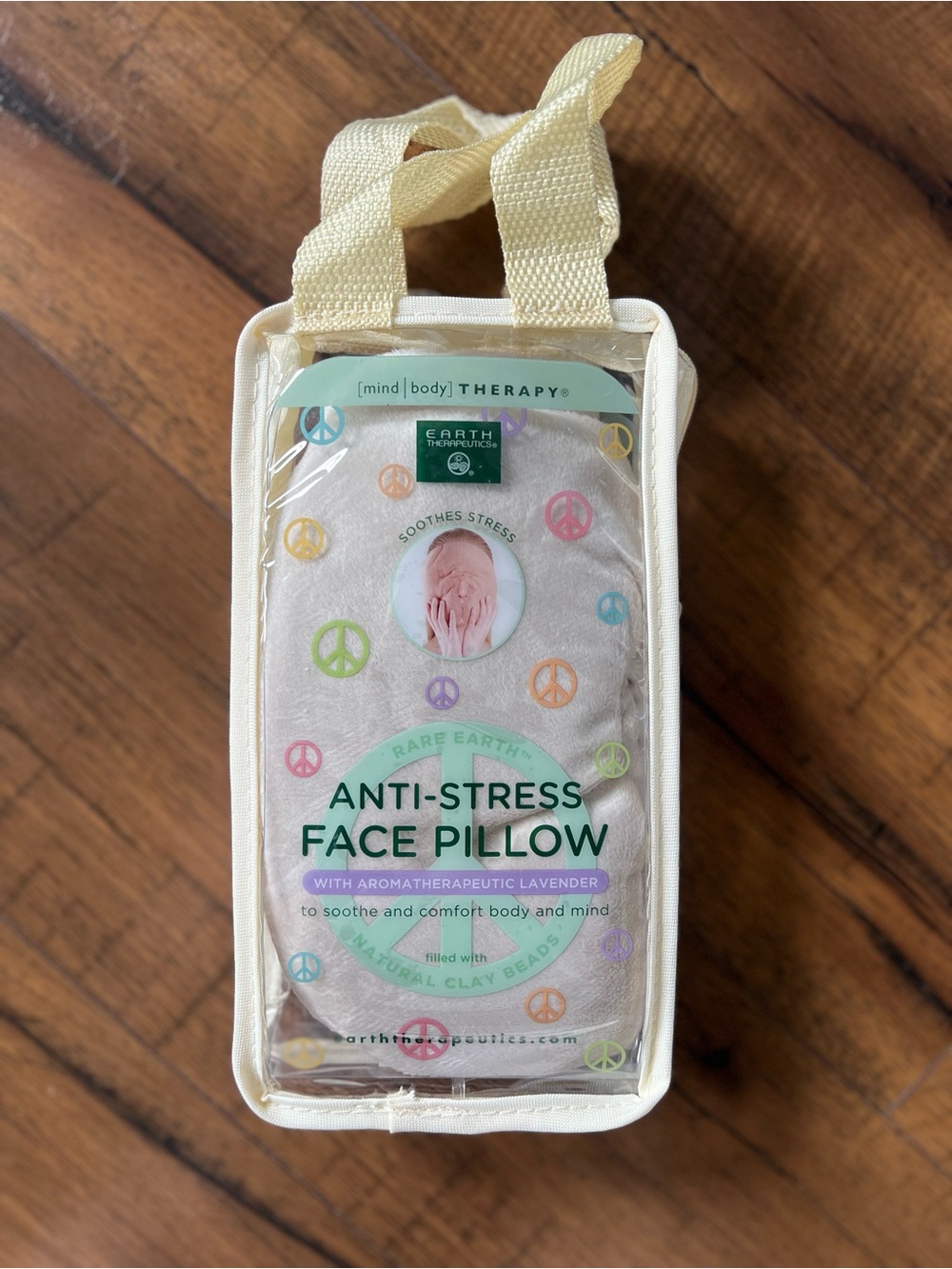 Earth Therapeutics Anti-Stress Face Pillow - with aromatheraputic Lavender